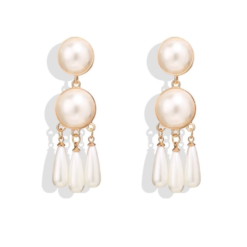 *ALEJANDRA* Gold x Pearl Fashion Dangle Earrings
